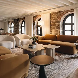 Saint Sulpice Lofts By Bakan - Old Apartment Montreal