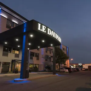 & Le Dauphin Hotel Quebec City