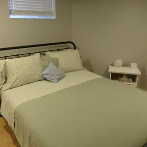 Fantastic And Modern Downtown 1-bed Basement Apt., Parking Wi-fi And Netflix Included Apartamento